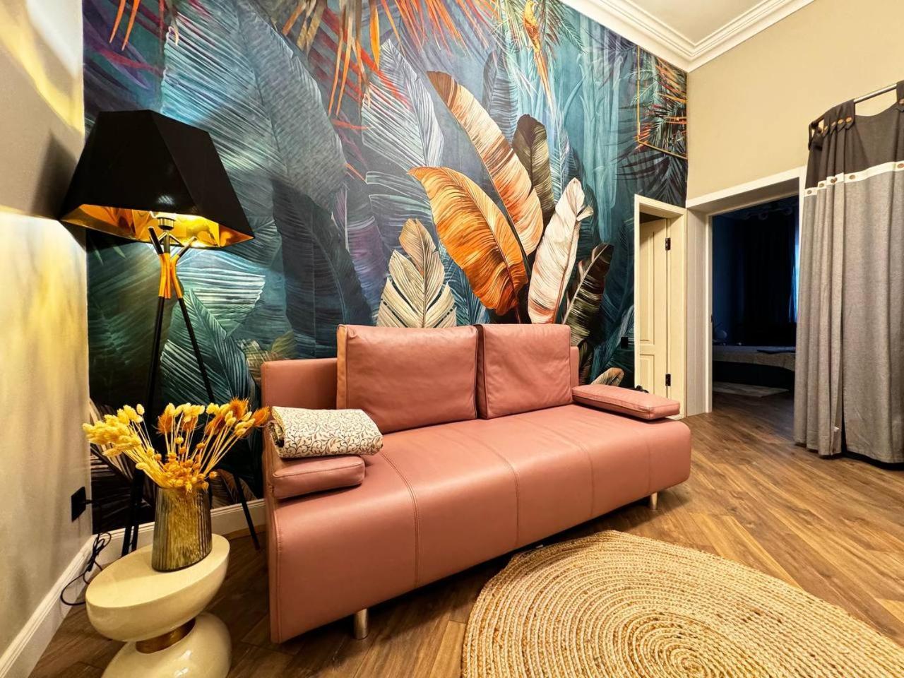 Deribasivska 10 Luxury Apartment Odesa Exterior photo