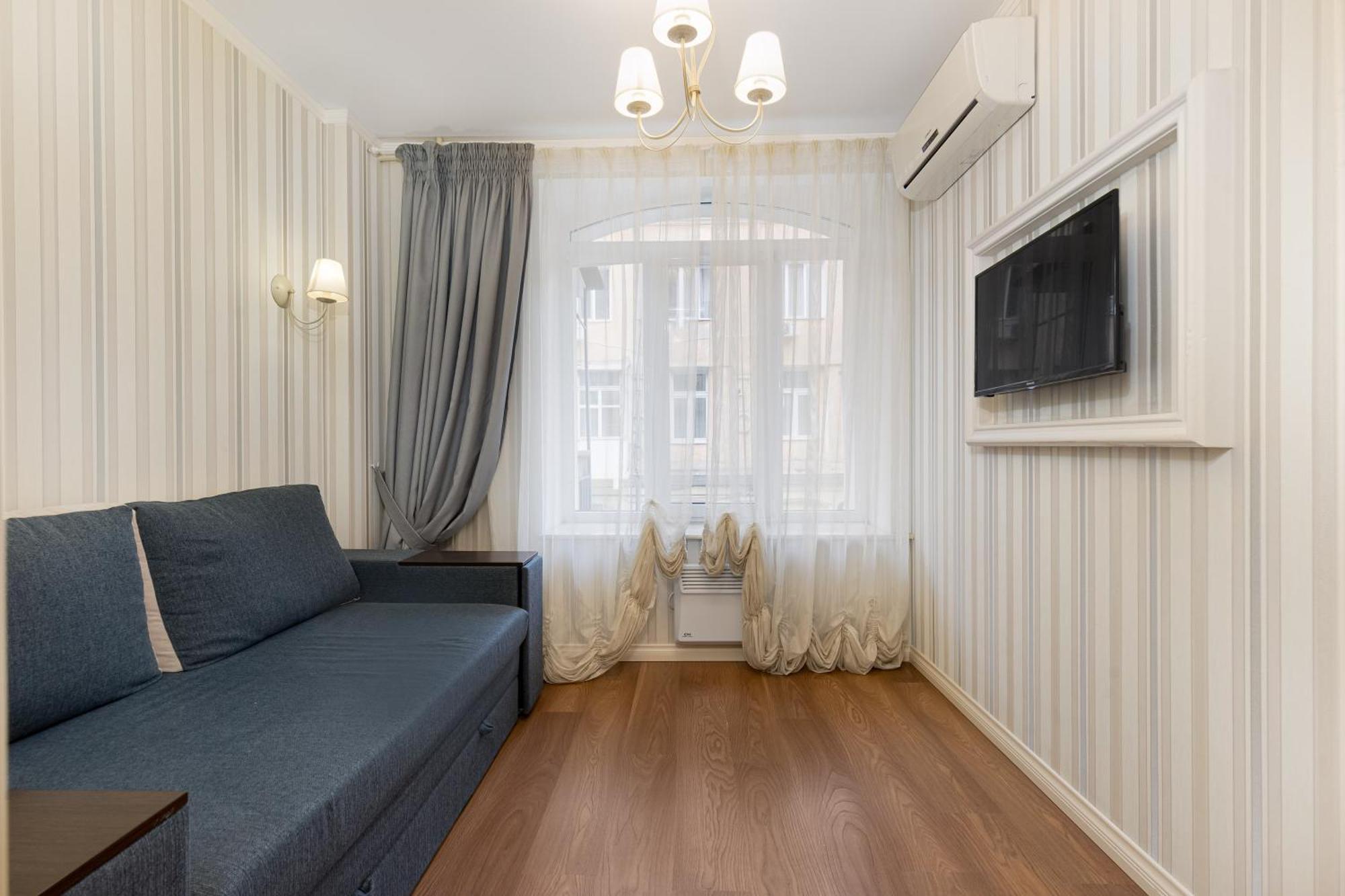 Deribasivska 10 Luxury Apartment Odesa Exterior photo